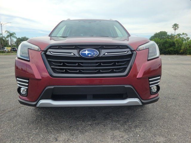 Used 2022 Subaru Forester Touring AWD/4WD image 3