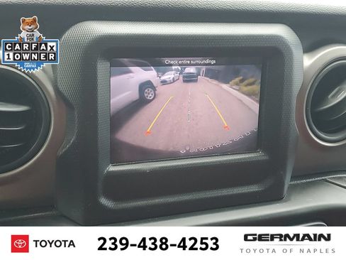 Used 2021 Jeep Wrangler Unlimited Sport AWD/4WD image 27