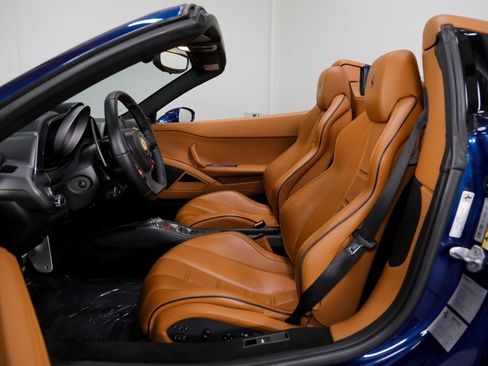 Used 2015 Ferrari 458 Spider RWD image 45
