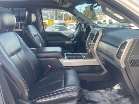 Used 2021 Ford F250 Lariat w/ Lariat Ultimate Package image 17