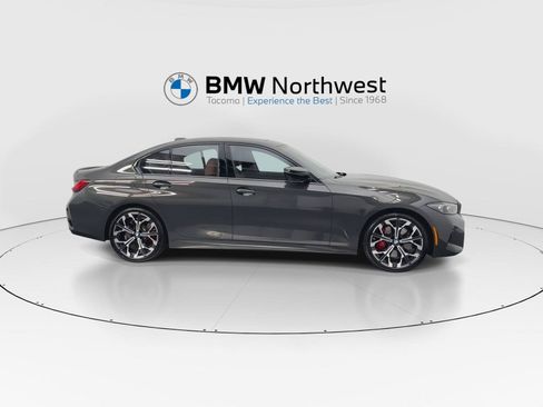 Used 2026 BMW 330i Sedan w/ M Sport Package RWD image 5