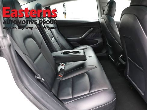 Used 2020 Tesla Model 3 Long Range image 17