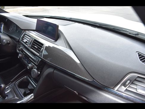 Used 2018 BMW M3 w/ Executive Package image 38