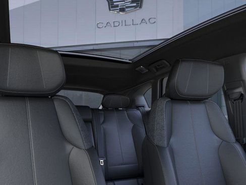 New 2026 Cadillac Optiq Luxury 1 image 25
