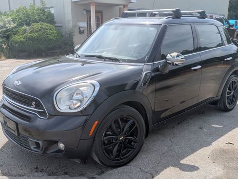 Used 2016 MINI Cooper Countryman S FWD image 1