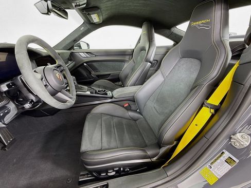 Used 2026 Porsche 911 GT3 RWD image 5