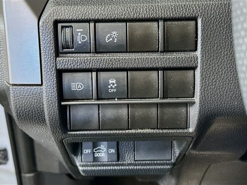 Used 2025 Toyota Tacoma TRD Sport RWD image 17