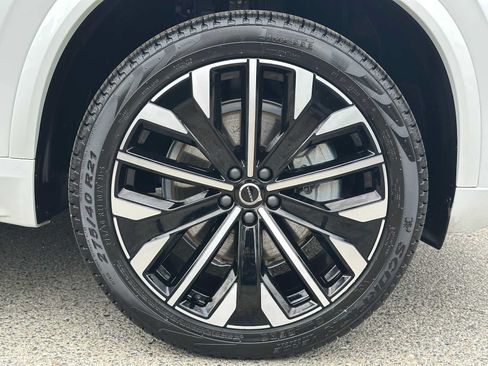 Used 2026 Volvo XC90 B6 Ultra w/ Protection Package AWD/4WD image 9