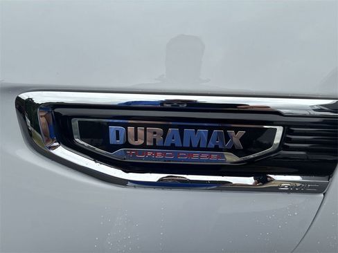 Certified 2023 GMC Sierra 1500 SLT w/ SLT Convenience Package image 32