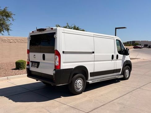 Used 2025 RAM ProMaster 2500 w/ U-Haul Equipment Group FWD image 8