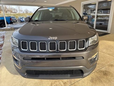 Used 2020 Jeep Compass Latitude w/ Cold Weather Group image 12