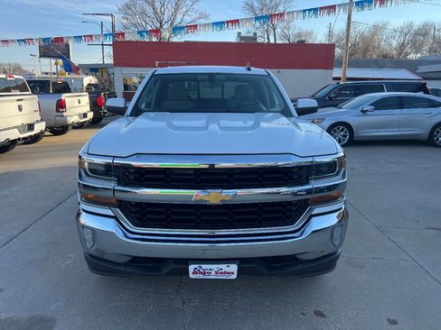 Used 2017 Chevrolet Silverado 1500 LT w/ All Star Edition image 4