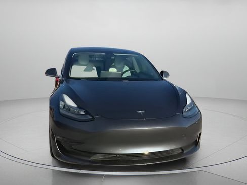Used 2018 Tesla Model 3 Long Range image 5