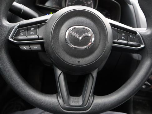 Used 2018 MAZDA MAZDA3 Sport image 28
