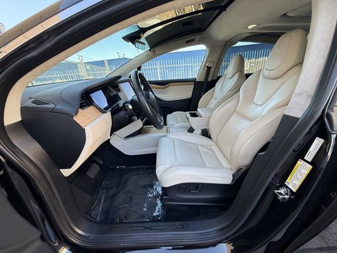 Used 2018 Tesla Model X 100D AWD/4WD image 23