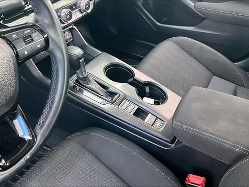 Used 2022 Honda Civic EX image 16