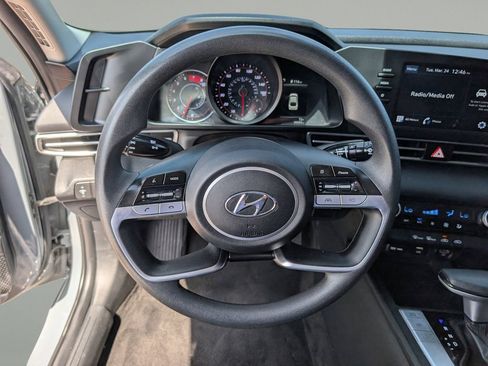 Used 2022 Hyundai Elantra SEL w/ Cargo Package FWD image 20