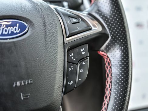 Certified 2023 Ford Edge ST-Line AWD/4WD image 18