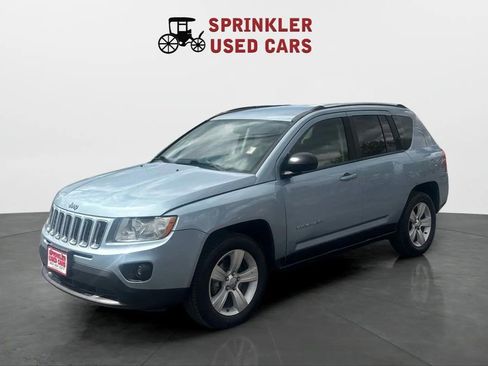 Used 2013 Jeep Compass Latitude AWD/4WD image 8