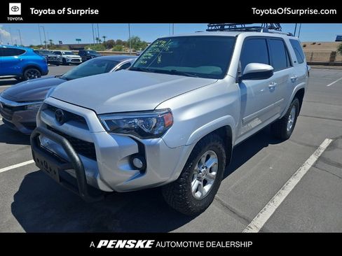 Used 2019 Toyota 4Runner SR5 AWD/4WD image 1
