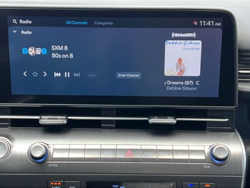 Certified 2024 Hyundai Kona Limited FWD image 14