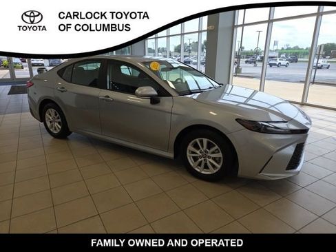 Used 2025 Toyota Camry LE FWD image 6
