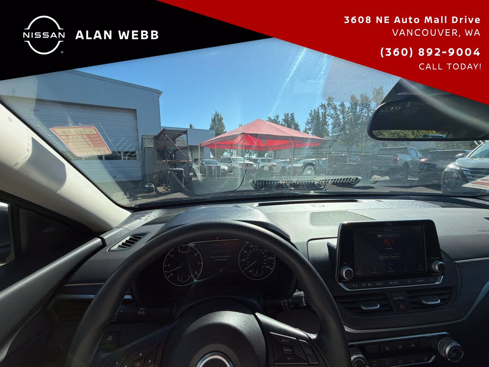 Used 2024 Nissan Altima 2.5 SV AWD/4WD image 16