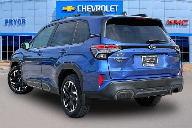 Used 2025 Subaru Forester Limited AWD/4WD image 4