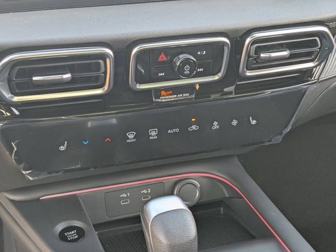New 2026 Nissan Sentra SV w/ SV Convenience Package FWD image 16
