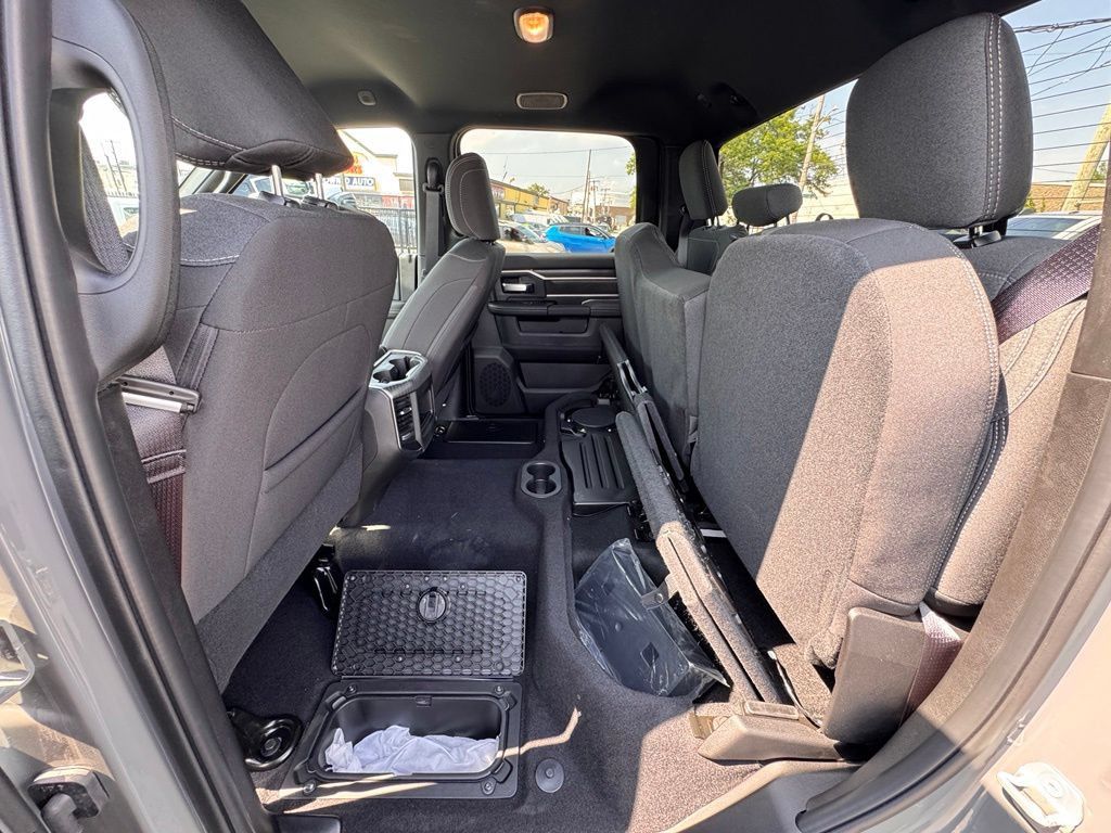 New 2026 RAM 2500 Big Horn AWD/4WD image 14