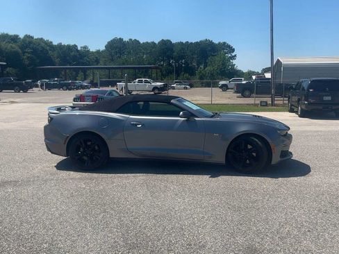 Used 2019 Chevrolet Camaro SS RWD image 8