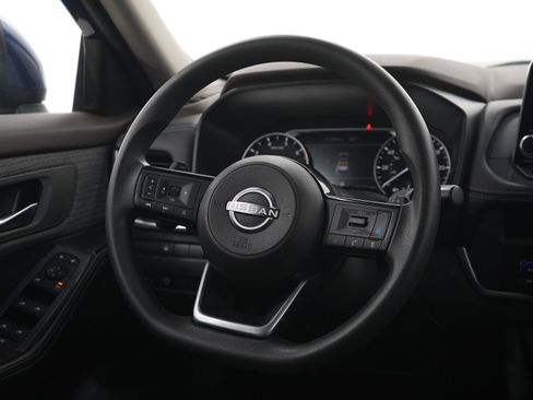 Used 2023 Nissan Rogue SV AWD/4WD image 14
