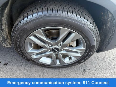Used 2023 Kia Seltos S w/ Navigation Package AWD/4WD image 24