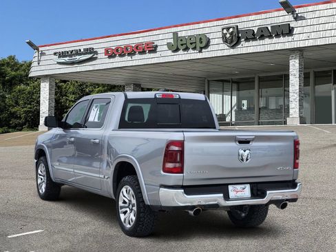 Used 2024 RAM 1500 Limited AWD/4WD image 5