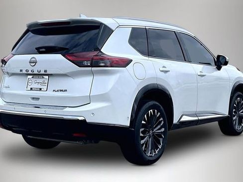 Certified 2024 Nissan Rogue Platinum w/ Platinum Premium Package FWD image 5