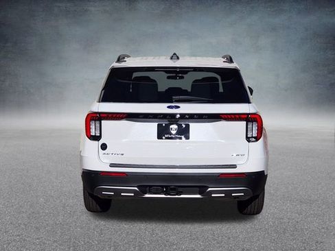 New 2026 Ford Explorer Active w/ Active Comfort Package image 6