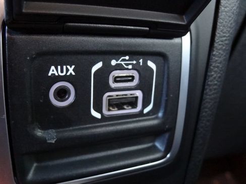 Used 2026 Jeep Gladiator Rubicon AWD/4WD image 37