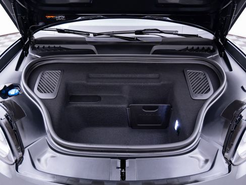 Certified 2024 Porsche Macan 4 Electric image 29