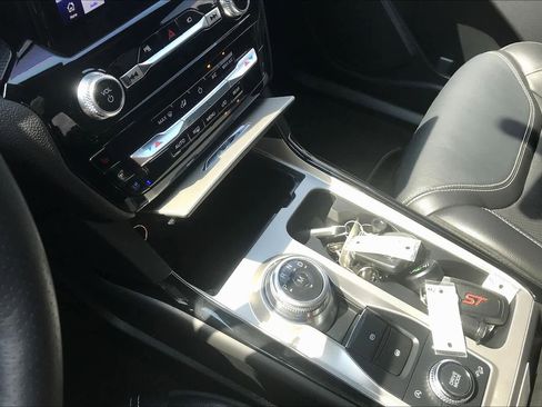 Used 2022 Ford Explorer ST w/ Equipment Group 401A image 15