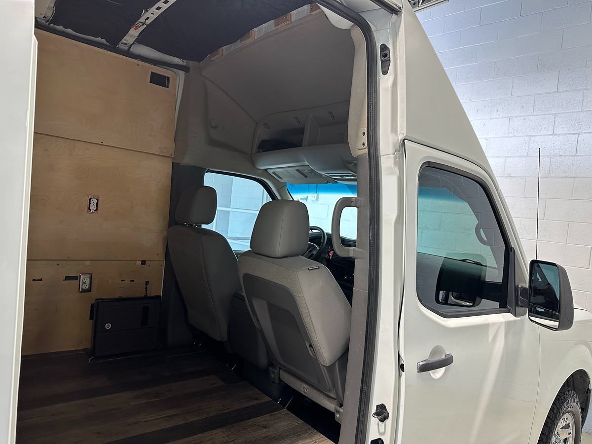 Used 2017 Nissan NV 2500 SV w/ Technology Package RWD image 12