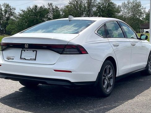 Certified 2024 Honda Accord EX image 2