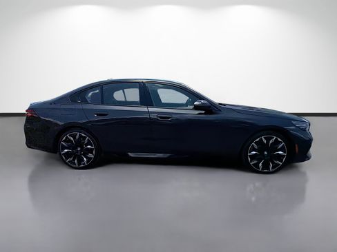 New 2027 BMW 530i w/ M Sport Package RWD image 2