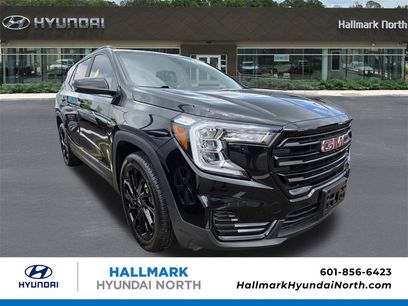 Used 2024 GMC Terrain SLE w/ Driver Convenience Package