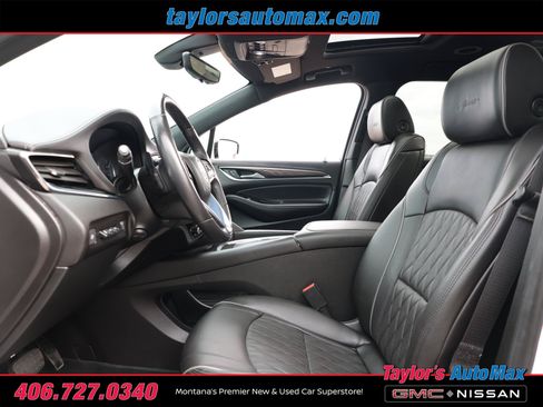 Used 2023 Buick Enclave Avenir w/ Avenir Technology Package AWD/4WD image 5