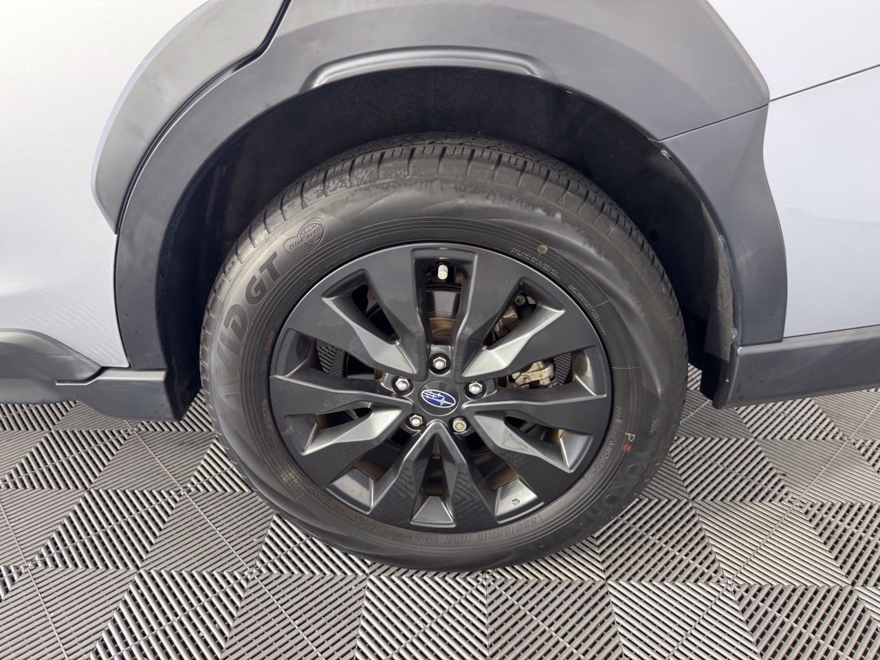 Used 2024 Subaru Outback Onyx Edition XT AWD/4WD image 13