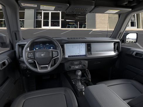 New 2026 Ford Bronco Badlands image 9