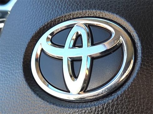 Used 2024 Toyota Corolla LE image 24