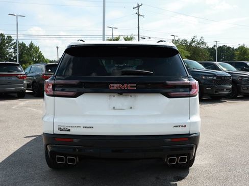 Used 2024 GMC Acadia AT4 w/ Super Cruise Package AWD/4WD image 7