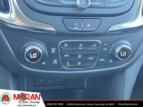 Certified 2024 Chevrolet Equinox LT FWD image 22