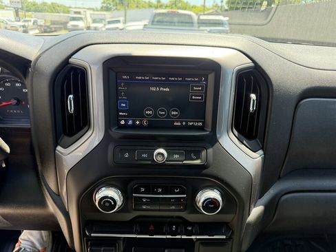 Used 2022 GMC Sierra 3500 Pro w/ Convenience Package RWD image 25